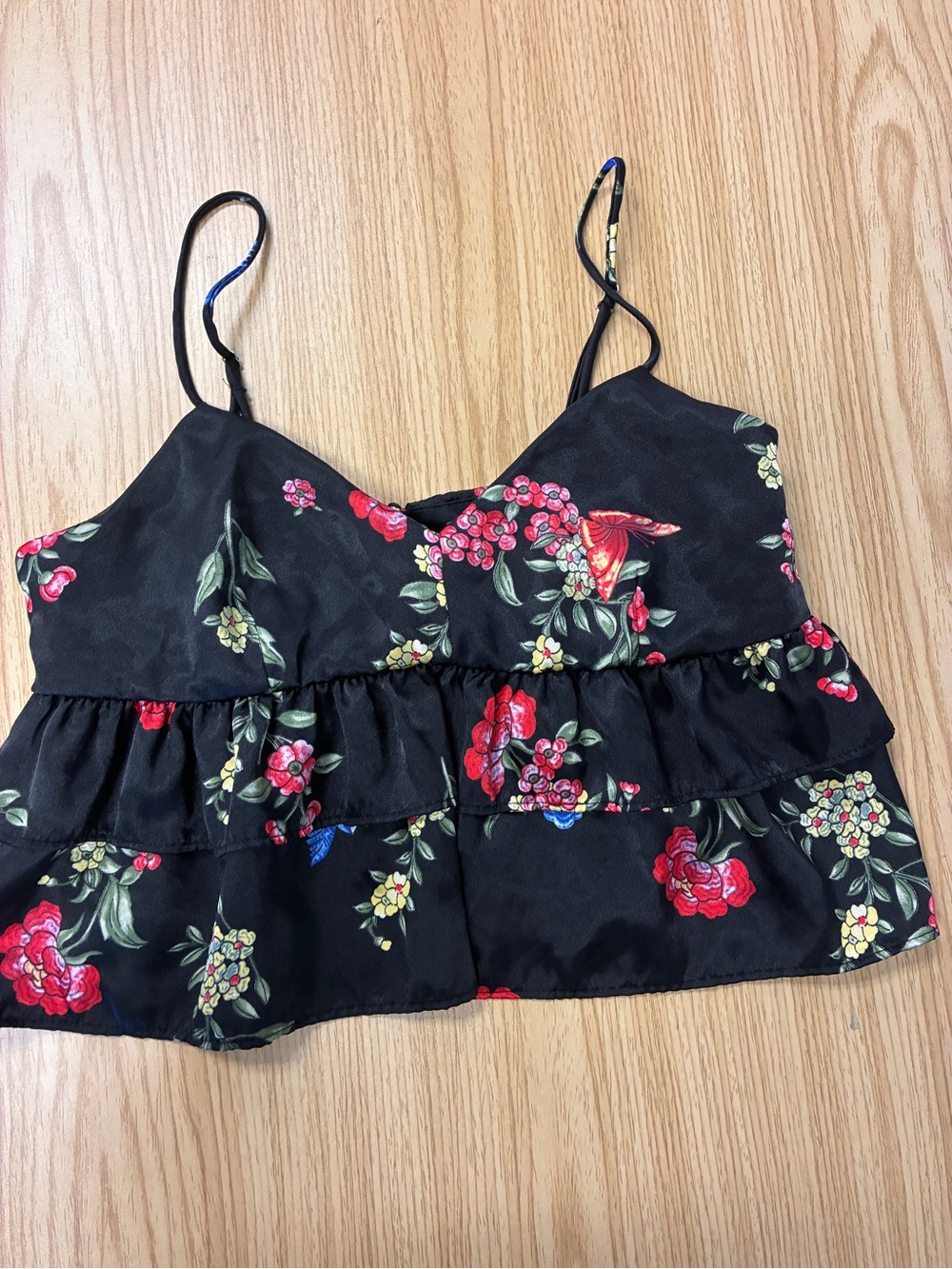 Timing Y2K Black Floral Tiered Cami Top Medium Satin Cami Covered Buttons